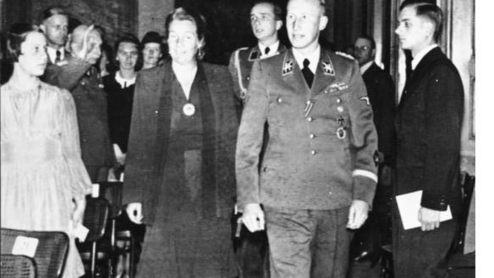 Reinhard Heydrich se svou ženou Linou