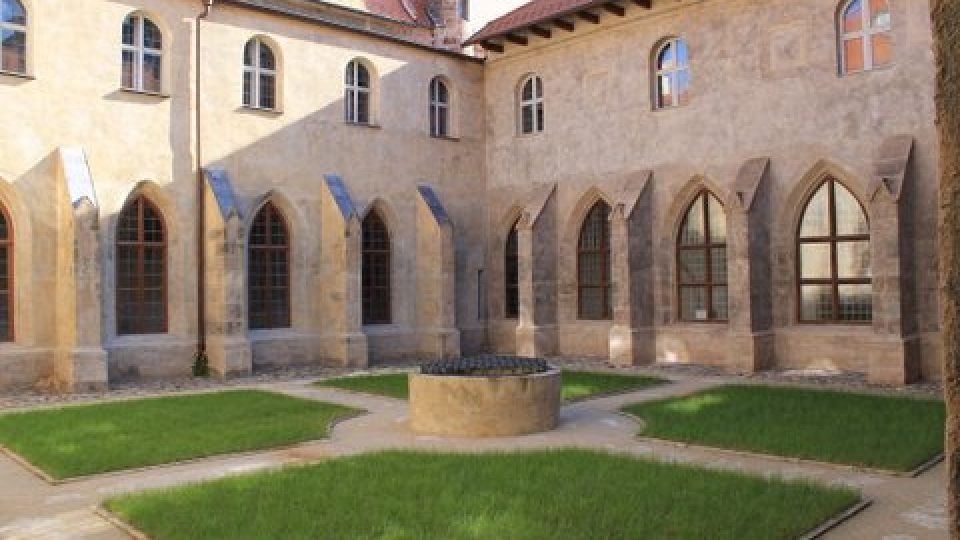 Dvůr Muzea církevního umění plzeňské diecéze