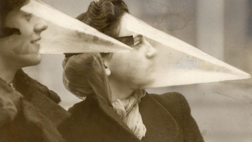 Chránič obličeje při sněhové bouři (1939)