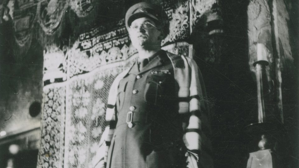 Zasvěcení nové pražské tóry, rabín dr. Hanuš Rezek, 15. ledna 1946