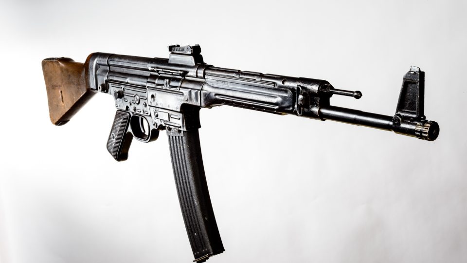 Útočná puška MP44, ráže 7,9 mm (7,92 x 33), Německo