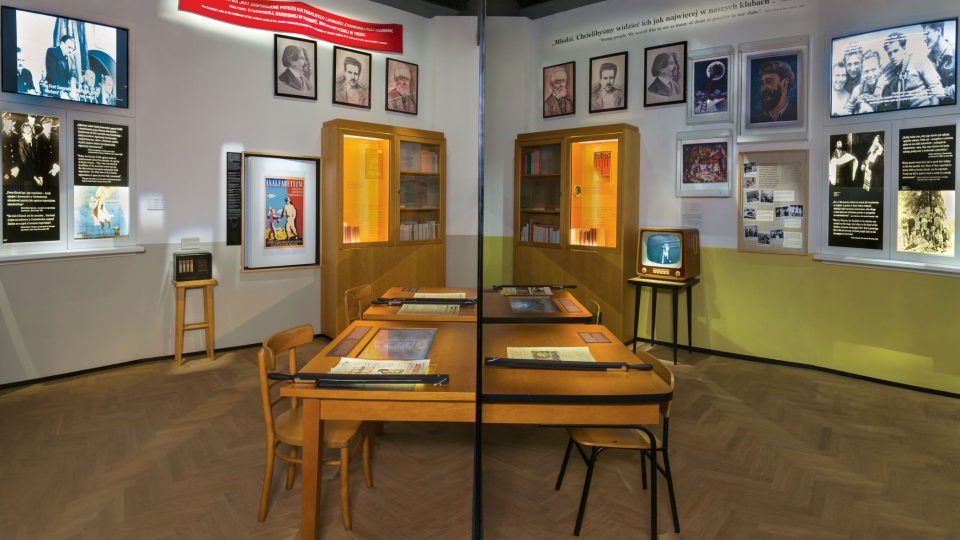 Sál Poválečné období (1944 do dnes) v Muzeum Polin